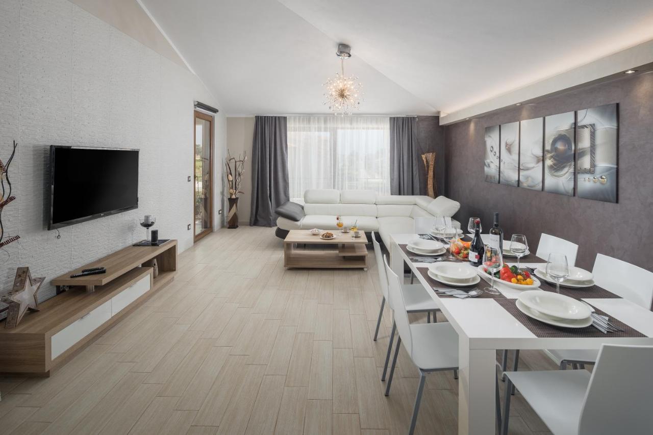 Villa Alena Пореч Екстериор снимка